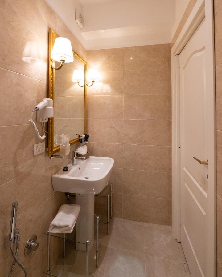 Venus Inn Rome Guest House Ngoại thất bức ảnh