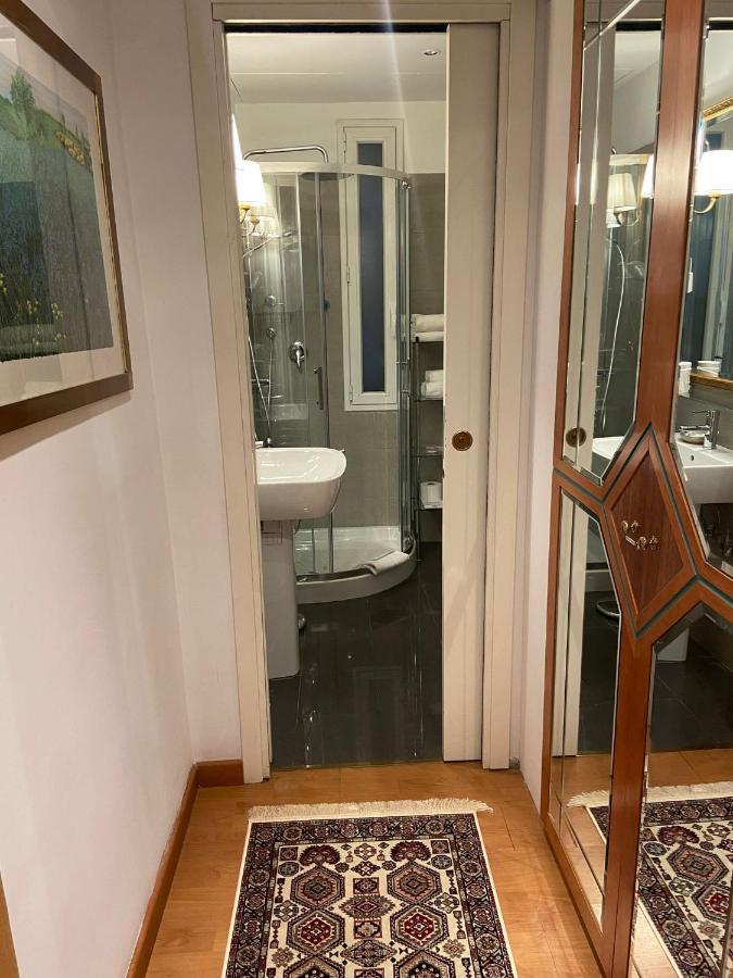 Venus Inn Rome Guest House Ngoại thất bức ảnh